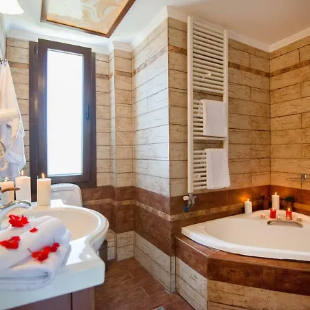 Elmyra Villa, Heated Pool & Walking To Beach, By Thinkvilla Gerani Chanion